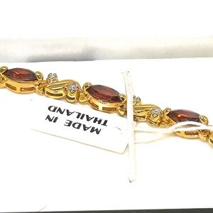 New Thai Garnet Bracelet 7.75”